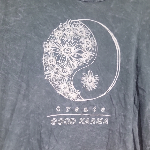 Caution To The Wind Charcoal Yin Yang Crop Top - Picture 3 of 5